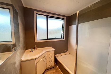 Photo of property in 26a/2 Woodglen Road, Glen Eden, Auckland, 0602
