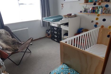 Photo of property in 15 Hewlett Road, Massey, Auckland, 0614