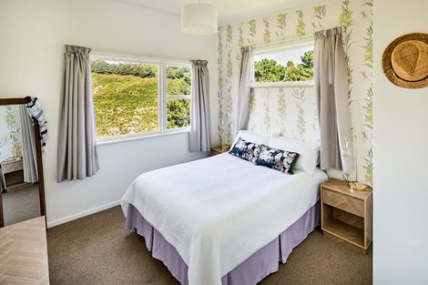 Photo of property in 10 Dominion Park Street, Johnsonville, Wellington, 6037