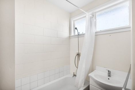 Photo of property in 2/4 West-watson Avenue, Hillmorton, Christchurch, 8025