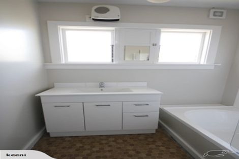 Photo of property in 77 Wairakei Road, Bryndwr, Christchurch, 8052