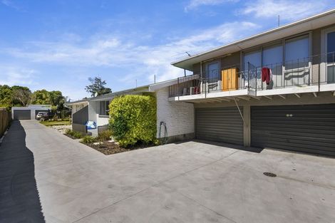Photo of property in 2/32 Mona Vale Avenue, Riccarton, Christchurch, 8011