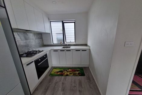 Photo of property in 2 Arnhem Place, Pukekohe, 2120
