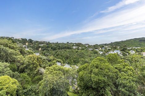 Photo of property in 4/74 Creswick Terrace, Northland, Wellington, 6012