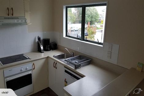 Photo of property in 2/9 George Street, Riccarton, Christchurch, 8041