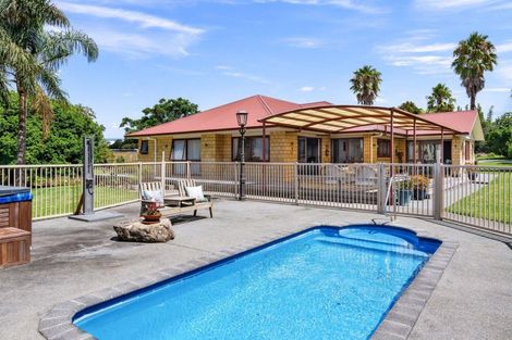 Photo of property in 638 Ngunguru Road, Glenbervie, Whangarei, 0173