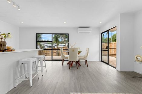 Photo of property in 1/53 Redcrest Avenue, Red Hill, Papakura, 2110