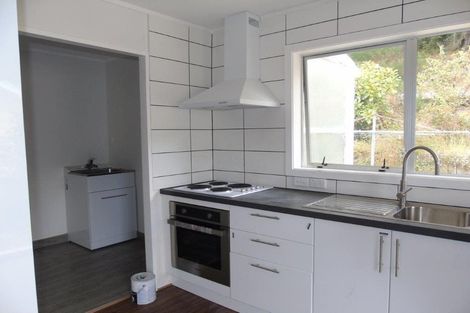 Photo of property in 107 South Karori Road, Karori, Wellington, 6012