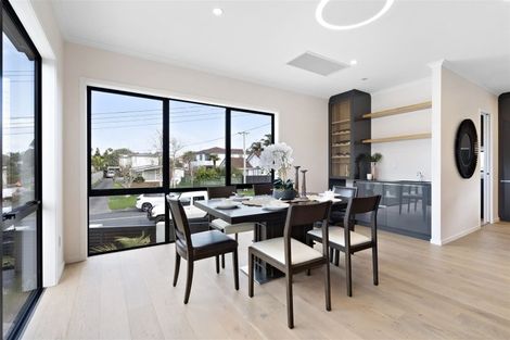 Photo of property in 49a Hart Road, Hauraki, Auckland, 0622