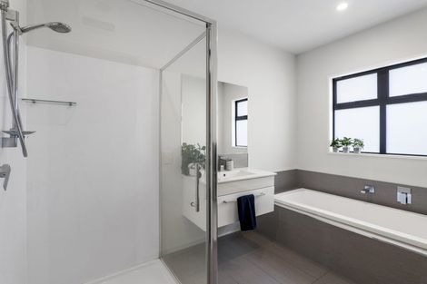 Photo of property in 32 Aidanfield Drive, Aidanfield, Christchurch, 8025