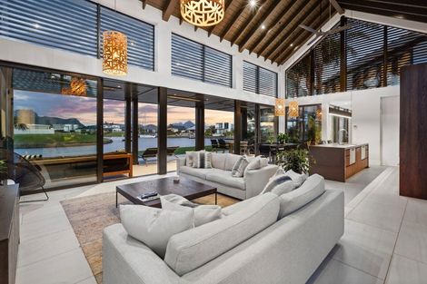 Photo of property in 3 Kuaka Grove, One Tree Point, 0118