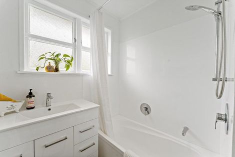 Photo of property in 20a Beatty Road, Pukekohe, 2120