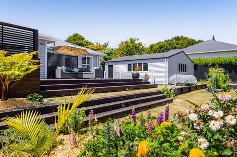 Photo of property in 110 Manawapou Road, Hawera, 4610