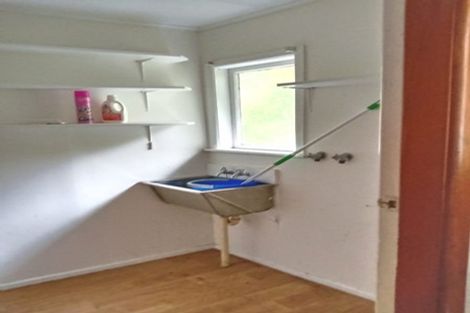 Photo of property in 2 Epsom Way, Karori, Wellington, 6012
