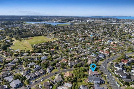 Photo of property in 38 Sunset Road, Unsworth Heights, Auckland, 0632