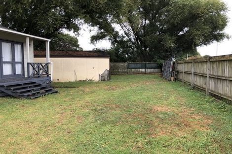 Photo of property in 17 Manuroa Road, Takanini, 2112