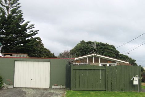 Photo of property in 6a Middleton Road, Paraparaumu Beach, Paraparaumu, 5032