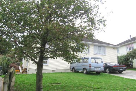 Photo of property in 68 Tremewan Street, Tawa, Wellington, 5028