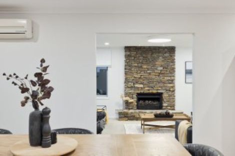 Photo of property in 25 Berwick Place, Mount Maunganui, 3116