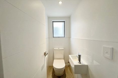 Photo of property in 20/10 Silver Moon Road, Albany Heights, Auckland, 0632