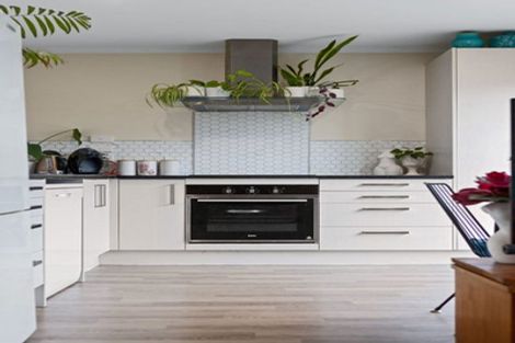 Photo of property in 215u3 Massey Street, Frankton, Hamilton, 3204