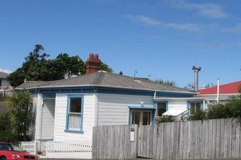 Photo of property in 7 Hargreaves Street, Mount Cook, Wellington, 6021