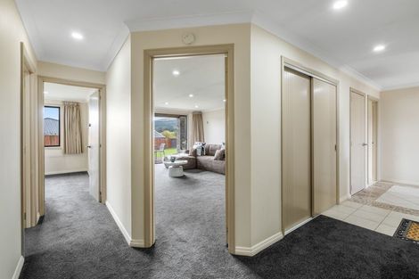 Photo of property in 6 Grandvista Drive, Green Island, Dunedin, 9018