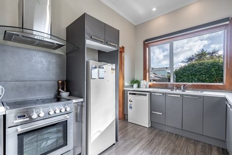 Photo of property in 100 Robertson Street, Richmond, Invercargill, 9810