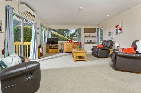 Photo of property in 26 Gerontius Glade, Torbay, Auckland, 0630