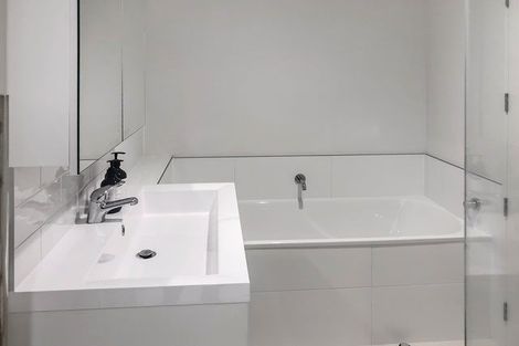 Photo of property in 248 Hobsonville Point Road, Hobsonville, Auckland, 0616