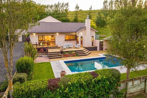 Photo of property in 120 Union Line, Fordell, Whanganui, 4572