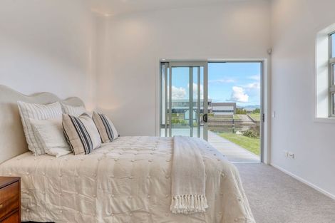 Photo of property in 23 Dorsal Close, Whitianga, 3510