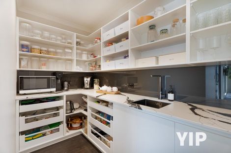 Photo of property in 10 Okupe Grove, Aotea, Porirua, 5024