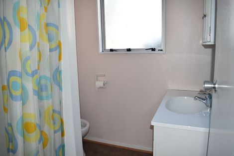 Photo of property in 1/20 Northcote Road, Takapuna, Auckland, 0622