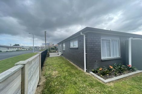 Photo of property in 6b Kirk Street, Waiuku, 2123