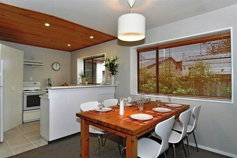 Photo of property in 30 Lees Road, Strowan, Christchurch, 8052