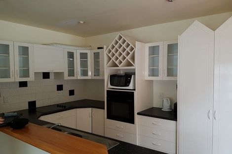 Photo of property in 54a Ferry Street, Seatoun, Wellington, 6022