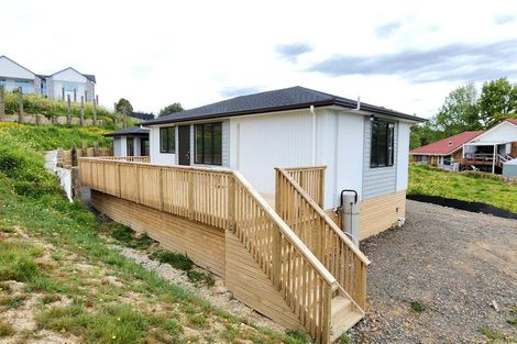 Photo of property in 8a Gracechurch Drive, Flat Bush, Auckland, 2016