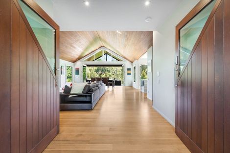 Photo of property in 17 Pearson Road, Whitford, 2571