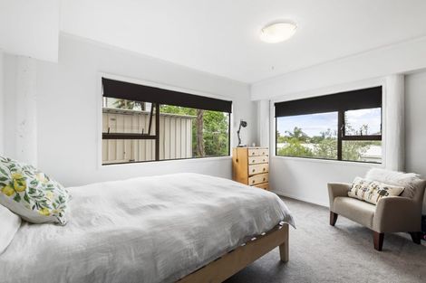 Photo of property in 1/38 Birkdale Road, Birkdale, Auckland, 0626