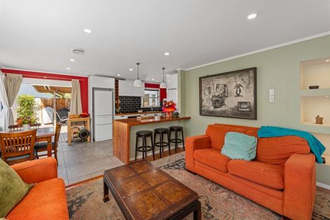 Photo of property in 10 Pitama Road, Awapuni, Palmerston North, 4412