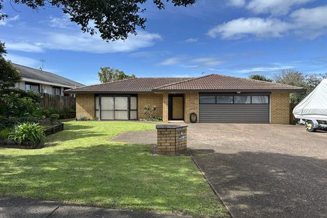 Photo of property in 54 Pigeon Mountain Road, Half Moon Bay, Auckland, 2012