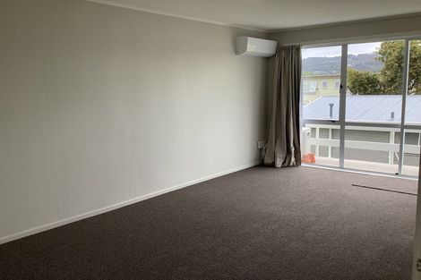 Photo of property in 10/10 Trevethick Grove, Woburn, Lower Hutt, 5010