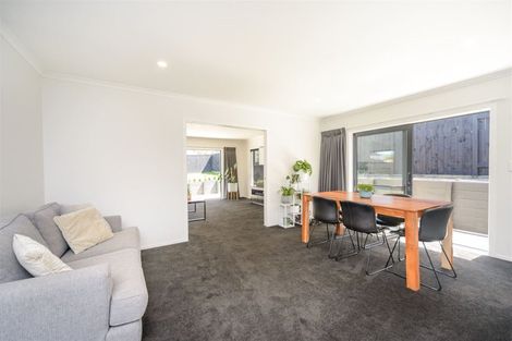 Photo of property in 8 Poplar Grove, Feilding, 4702