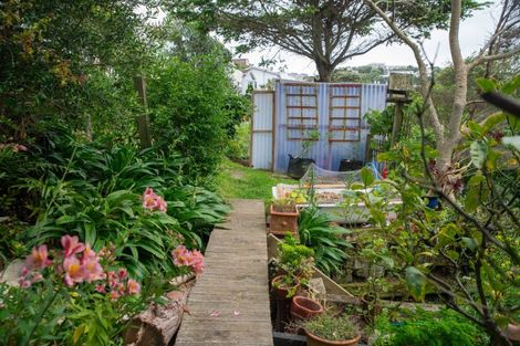 Photo of property in 62 Maupuia Road, Maupuia, Wellington, 6022