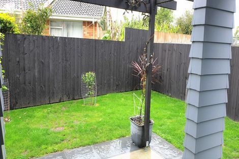 Photo of property in 11u2 Crosher Place, Silverdale, Hamilton, 3216