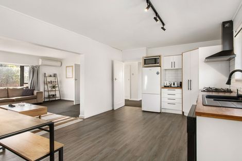 Photo of property in 7 Cargill Place, Richmond, Christchurch, 8013