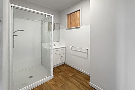 Photo of property in 43a Savoy Road, Glen Eden, Auckland, 0602