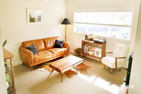 Photo of property in 40 Hindmarsh Street, Henderson, Auckland, 0612