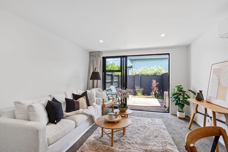 Photo of property in 2/20 Whiteleigh Avenue, Addington, Christchurch, 8024